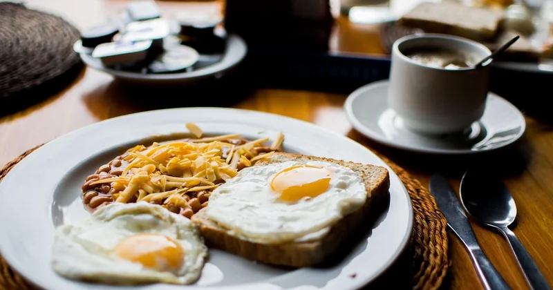 Et le petit déjeuner à Séville pas cher, alors ?